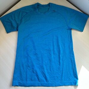 Men’s lulu shirt